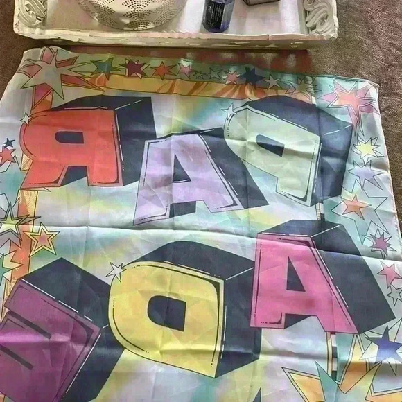 NWOT Parade Star Patterned Scarf - Picture 5 of 5